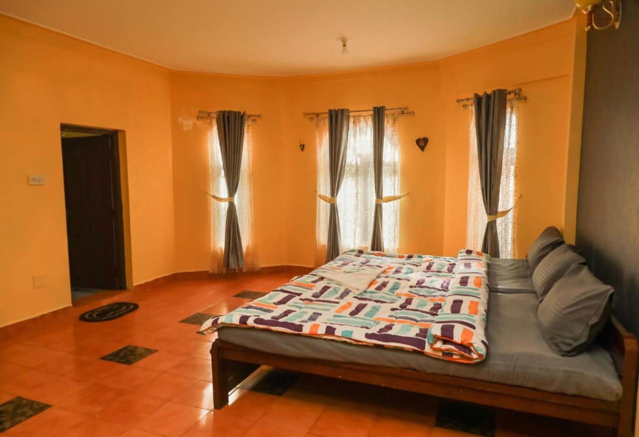 Hotel Bob Leisure Ooty Esterno foto