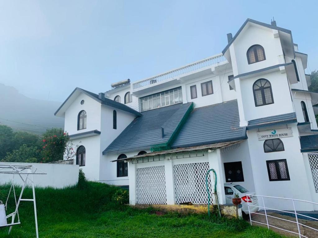 Hotel Bob Leisure Ooty Esterno foto