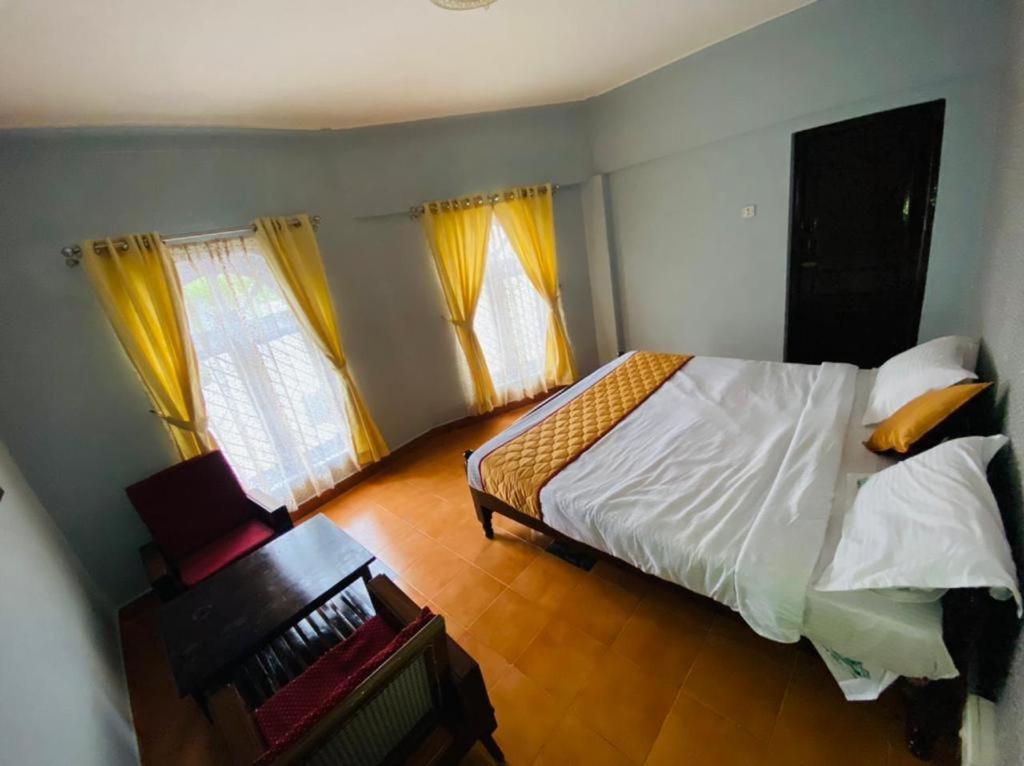 Hotel Bob Leisure Ooty Esterno foto