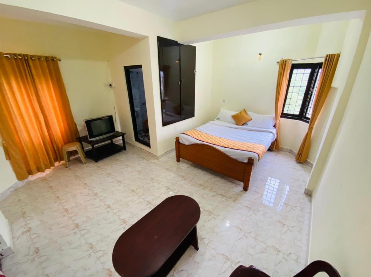 Hotel Bob Leisure Ooty Esterno foto