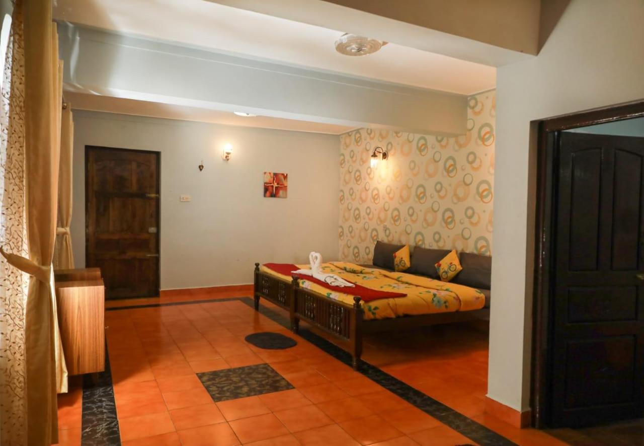 Hotel Bob Leisure Ooty Esterno foto