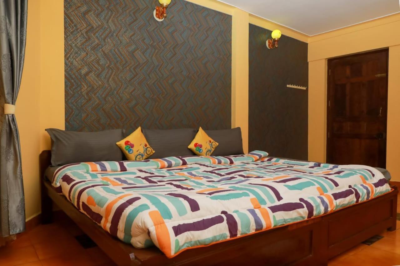 Hotel Bob Leisure Ooty Esterno foto